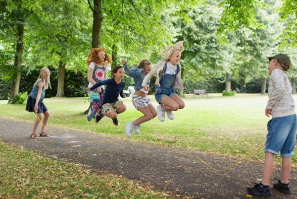 Bs Toys – Σχοινάκι με παρέα