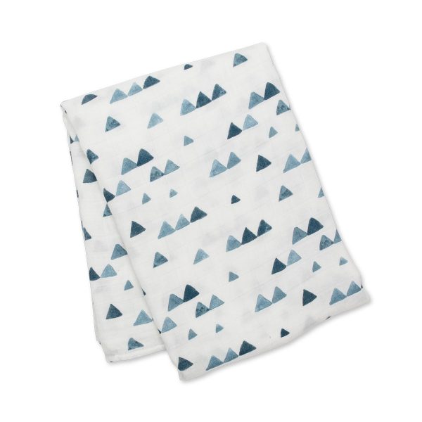 Lulujo Μουσελίνα Bamboo – Navy Triangles Swaddling Blanket