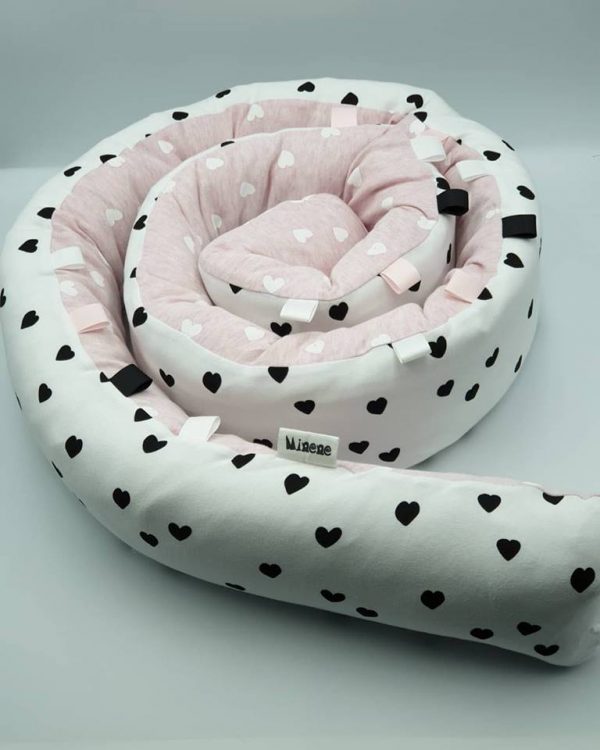 snuggly snake