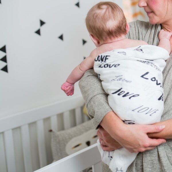 Lulujo Μουσελίνα Bamboo – Messy Heart Swaddling Blanket